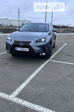 Внедорожник / Кроссовер Lexus NX 2018 в Карловке