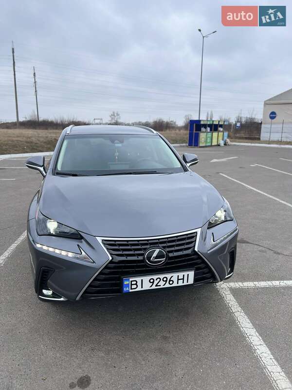 Внедорожник / Кроссовер Lexus NX 2018 в Карловке