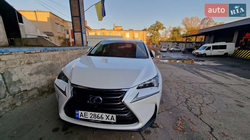 Позашляховик / Кросовер Lexus NX 2014 в Дніпрі
