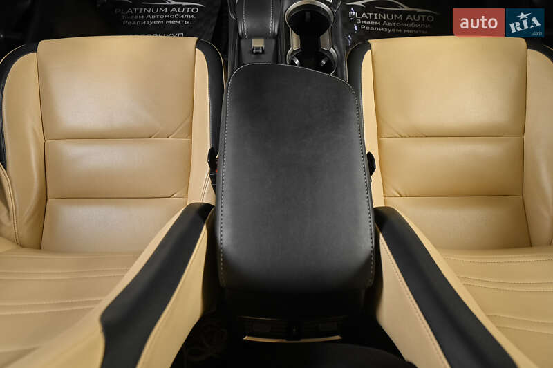 Внедорожник / Кроссовер Lexus NX 2016 в Одессе