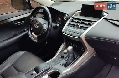 Внедорожник / Кроссовер Lexus NX 2017 в Ахтырке