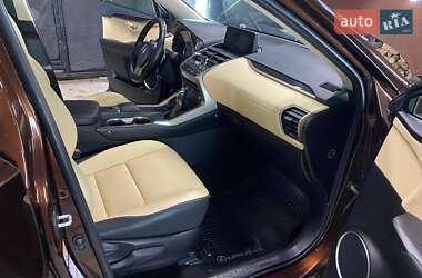 Внедорожник / Кроссовер Lexus NX 2018 в 