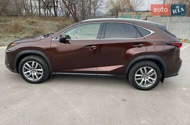 Внедорожник / Кроссовер Lexus NX 2018 в 