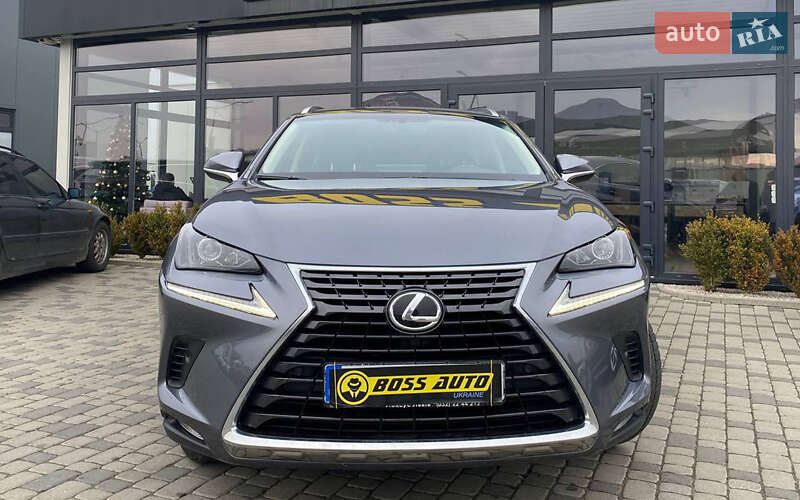 Внедорожник / Кроссовер Lexus NX 2018 в Мукачево