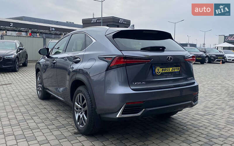 Внедорожник / Кроссовер Lexus NX 2018 в Мукачево