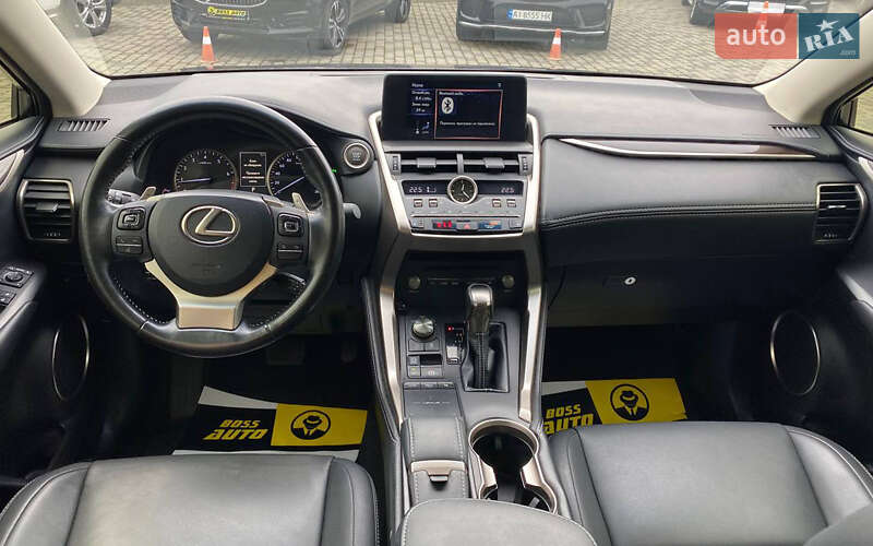 Внедорожник / Кроссовер Lexus NX 2018 в Мукачево