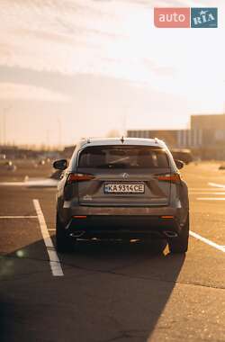 Внедорожник / Кроссовер Lexus NX 2015 в 