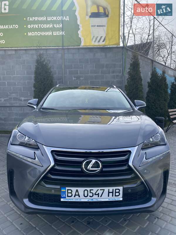Позашляховик / Кросовер Lexus NX 2017 в Кропивницькому