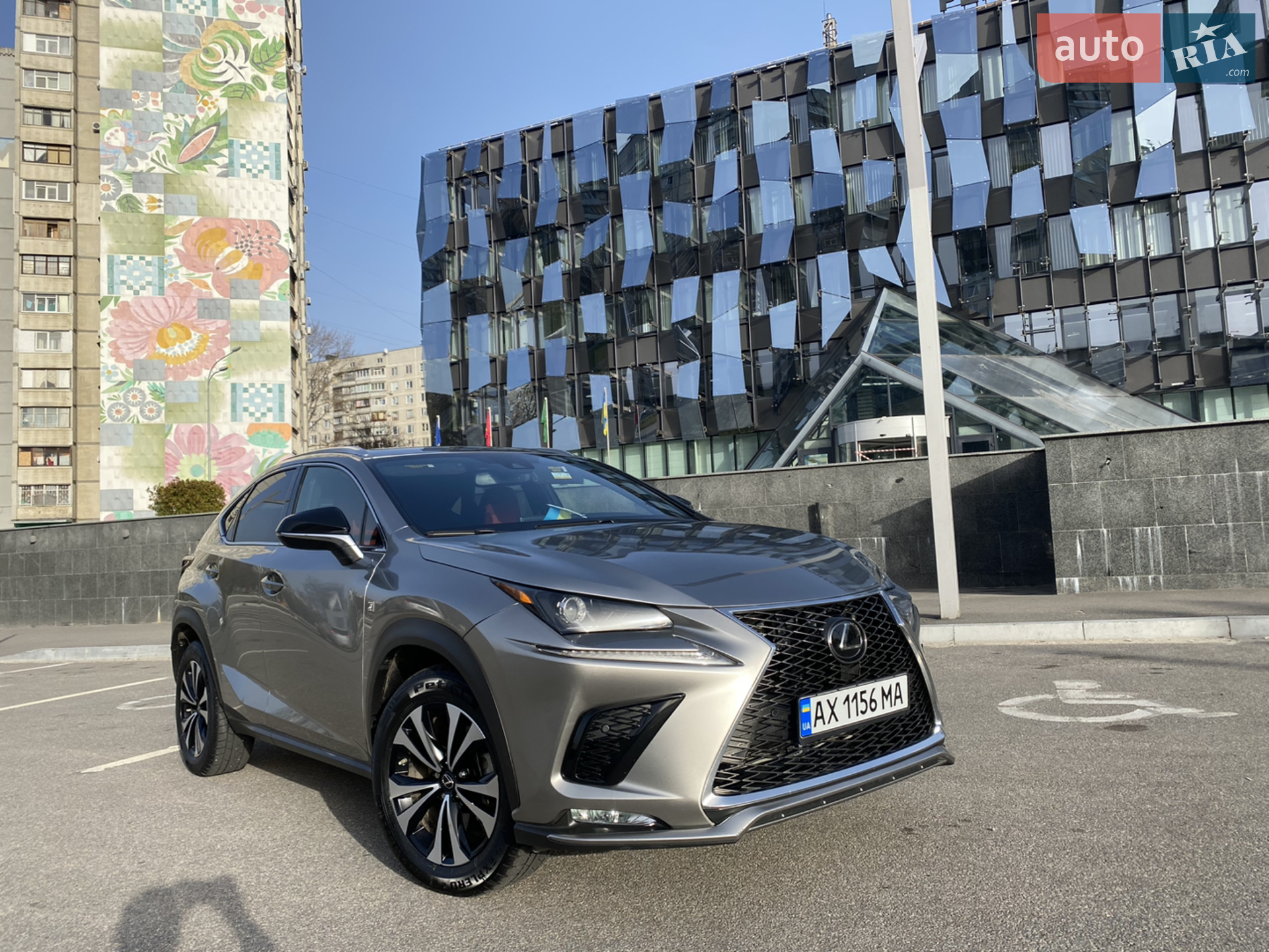2019 Lexus NX - фото 1