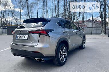 Внедорожник / Кроссовер Lexus NX 2017 в Тернополе