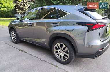 Внедорожник / Кроссовер Lexus NX 2015 в 