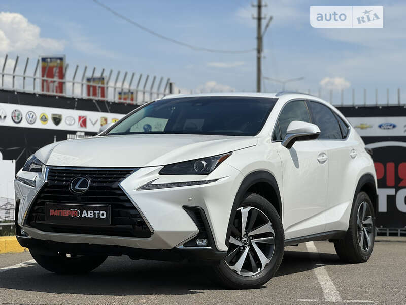 Позашляховик / Кросовер Lexus NX 2019 в Києві