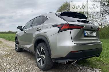 Позашляховик / Кросовер Lexus NX 2018 в Львові