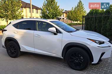 Внедорожник / Кроссовер Lexus NX 2019 в 