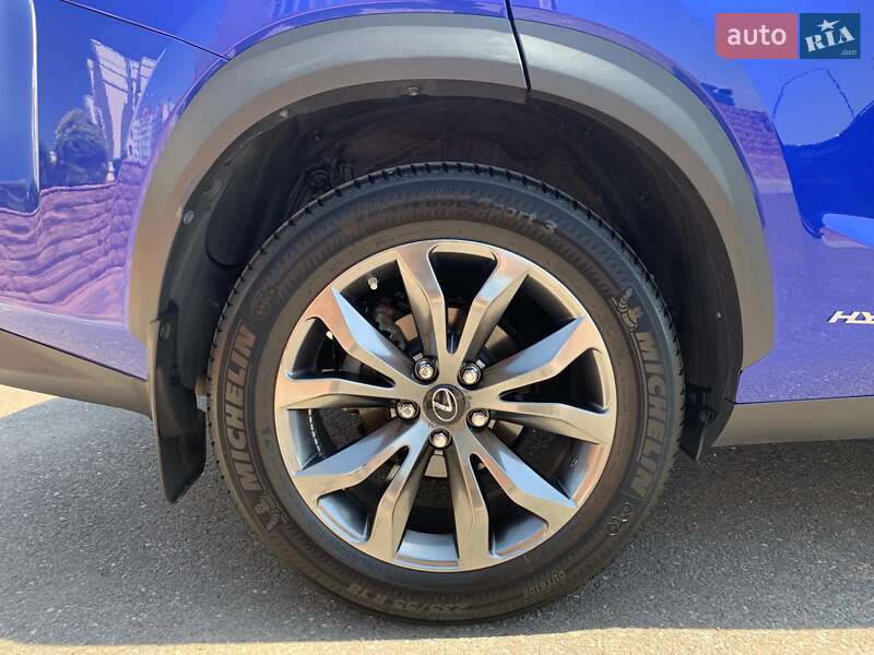 Позашляховик / Кросовер Lexus NX 2015 в Миколаєві