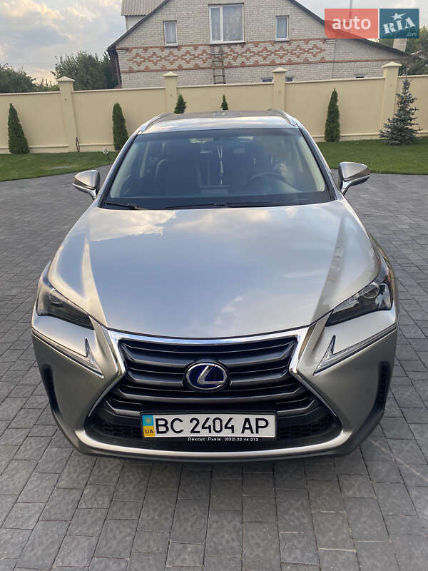 Внедорожник / Кроссовер Lexus NX 2015 в Сокале