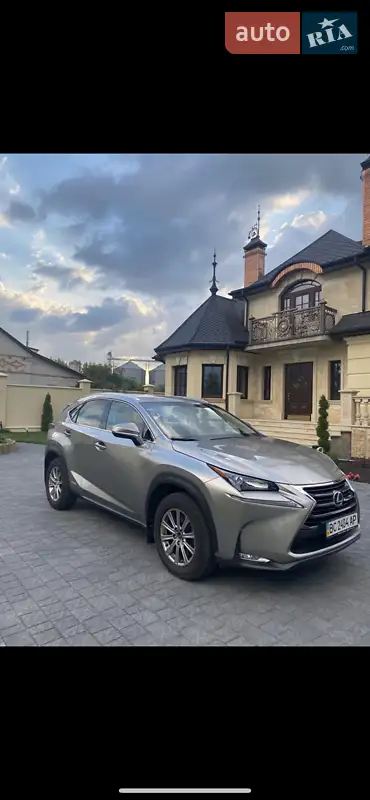 Lexus NX 2015