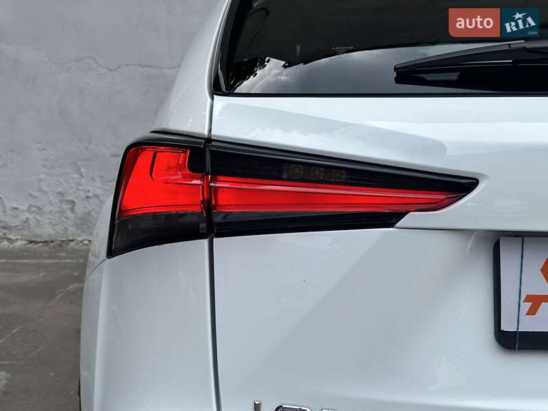Внедорожник / Кроссовер Lexus NX 2019 в Одессе