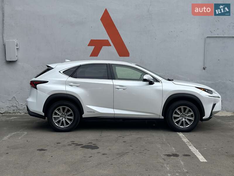 Внедорожник / Кроссовер Lexus NX 2019 в Одессе