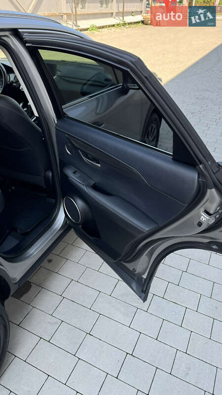 Внедорожник / Кроссовер Lexus NX 2017 в Ивано-Франковске