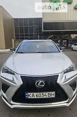 Позашляховик / Кросовер Lexus NX 2015 в Києві