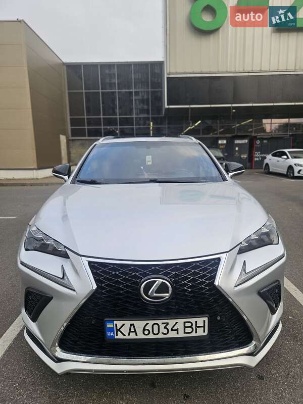 Lexus NX 2015