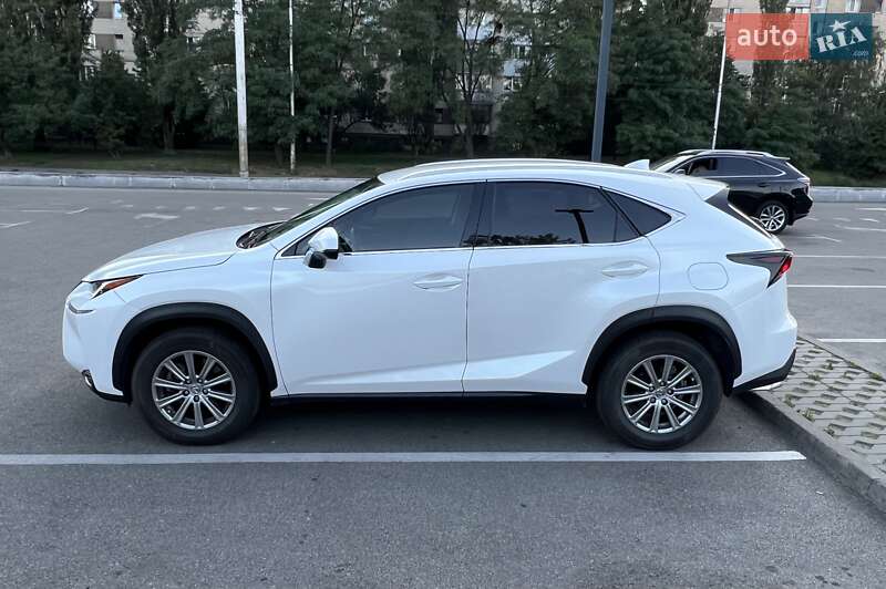 Внедорожник / Кроссовер Lexus NX 2015 в Киеве