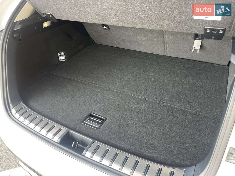 Внедорожник / Кроссовер Lexus NX 2020 в Киеве