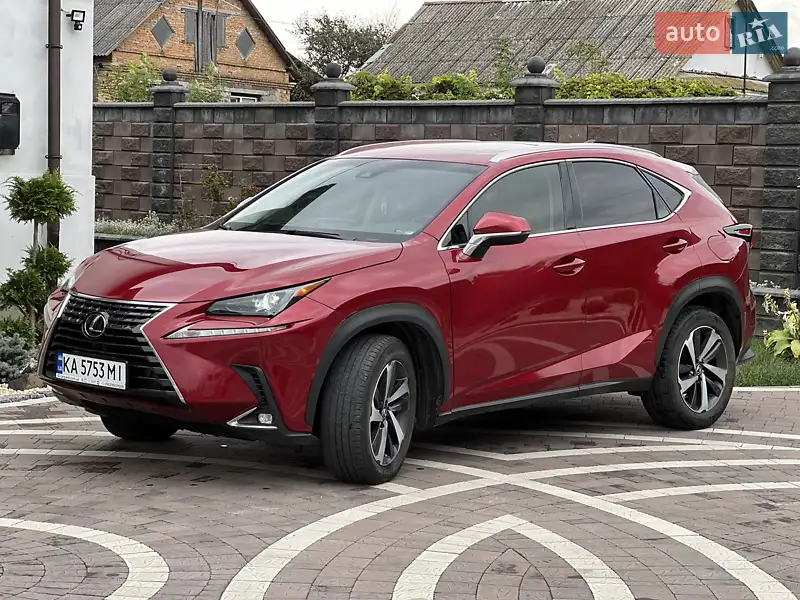 Lexus NX 2019