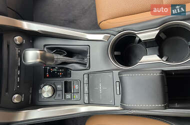 Внедорожник / Кроссовер Lexus NX 2019 в 