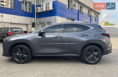 Внедорожник / Кроссовер Lexus NX 2022 в 
