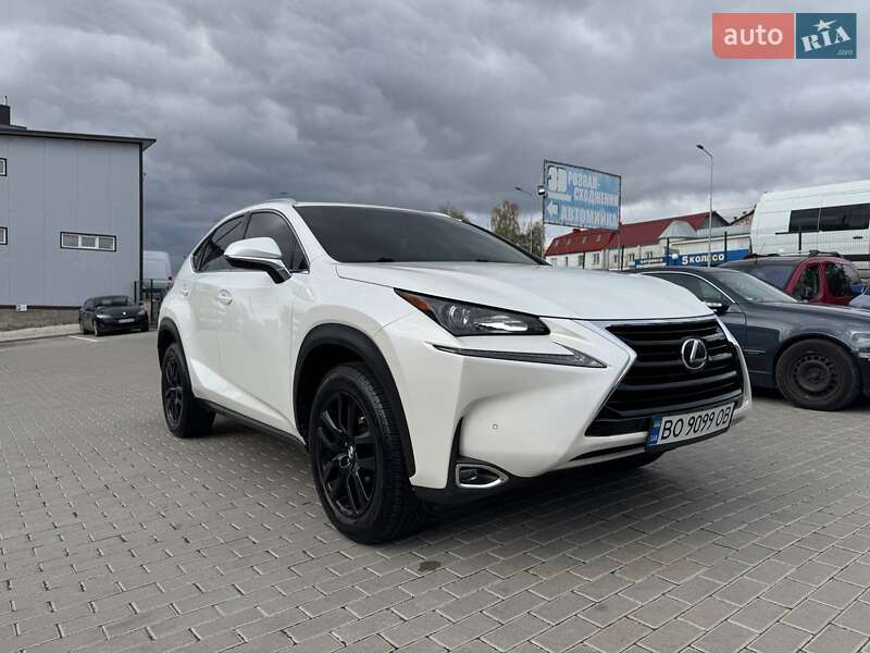 Внедорожник / Кроссовер Lexus NX 2015 в 