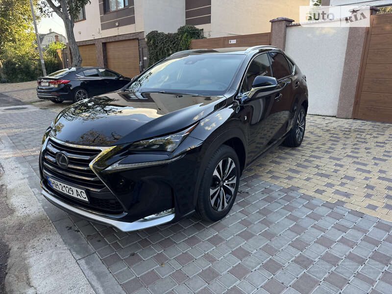 Внедорожник / Кроссовер Lexus NX 2017 в 