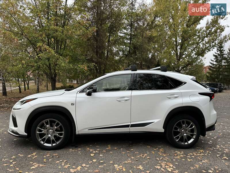 Позашляховик / Кросовер Lexus NX 2019 в Полтаві