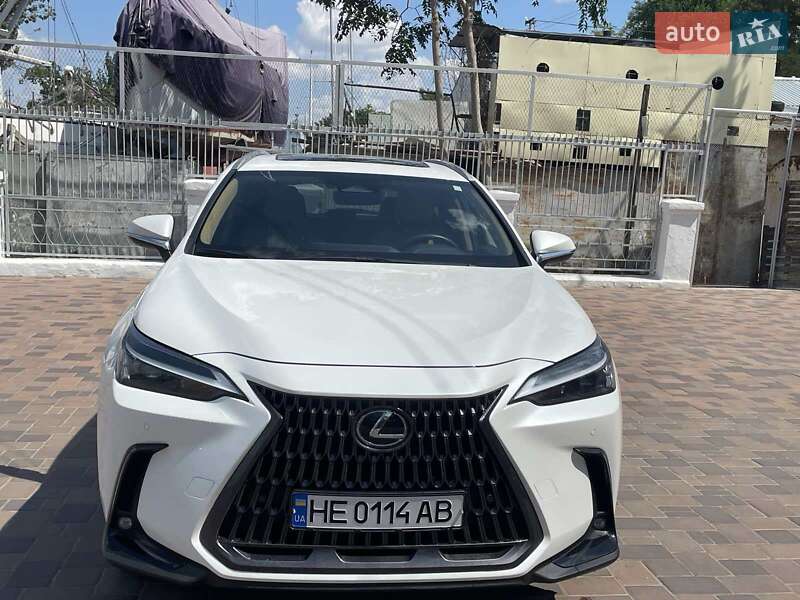 Позашляховик / Кросовер Lexus NX 2022 в Миколаєві