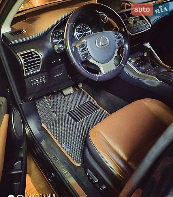 Позашляховик / Кросовер Lexus NX 2015 в Вінниці