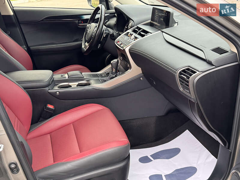 Внедорожник / Кроссовер Lexus NX 2020 в Днепре