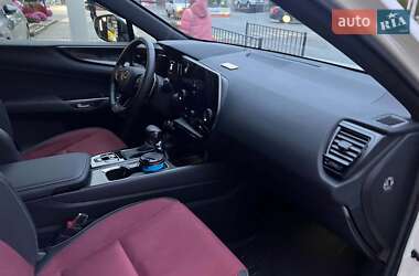 Внедорожник / Кроссовер Lexus NX 2023 в 