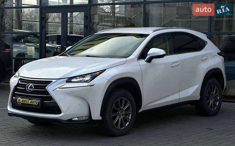 Позашляховик / Кросовер Lexus NX 2016 в Івано-Франківську