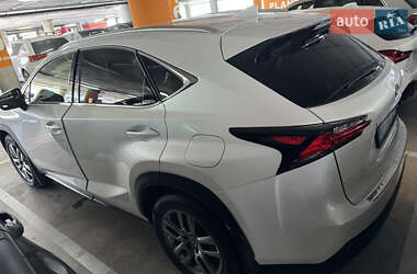 Внедорожник / Кроссовер Lexus NX 2016 в 