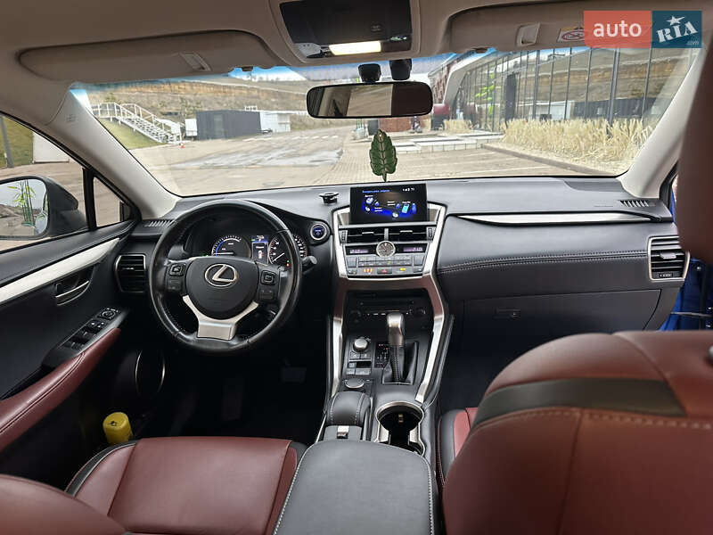 Позашляховик / Кросовер Lexus NX 2016 в Одесі