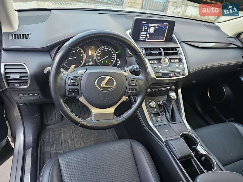 Позашляховик / Кросовер Lexus NX 2018 в Дніпрі