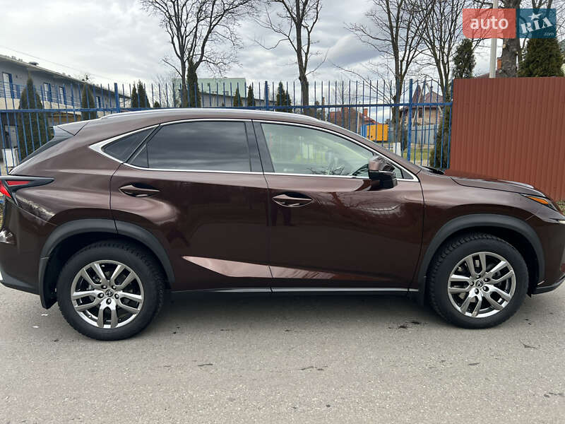 Позашляховик / Кросовер Lexus NX 2019 в Стрию