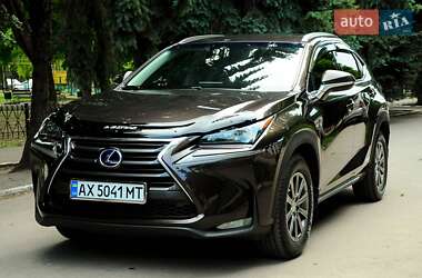 Позашляховик / Кросовер Lexus NX 2015 в Краснограді