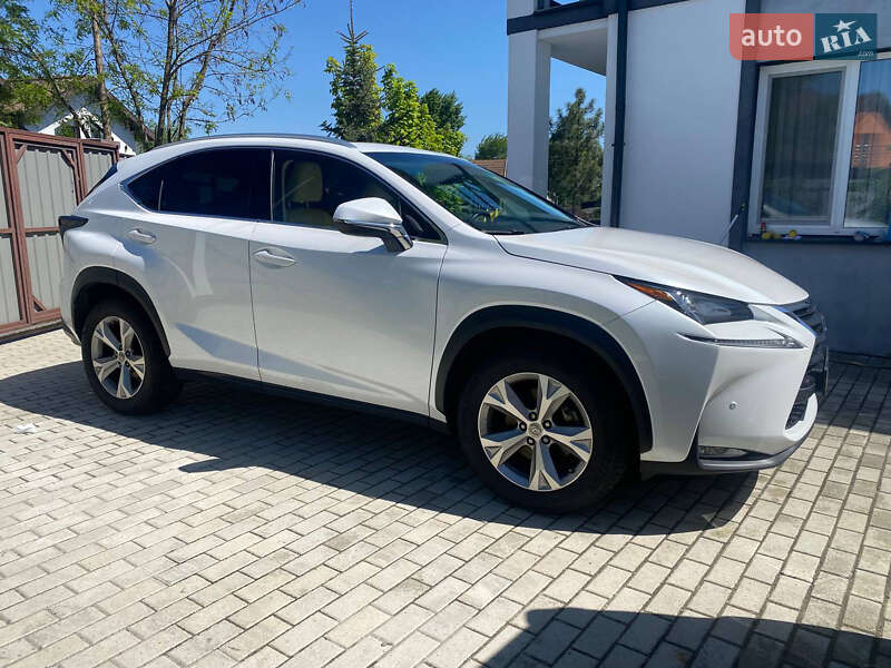 Внедорожник / Кроссовер Lexus NX 2017 в Киеве