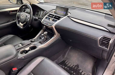 Внедорожник / Кроссовер Lexus NX 2015 в 