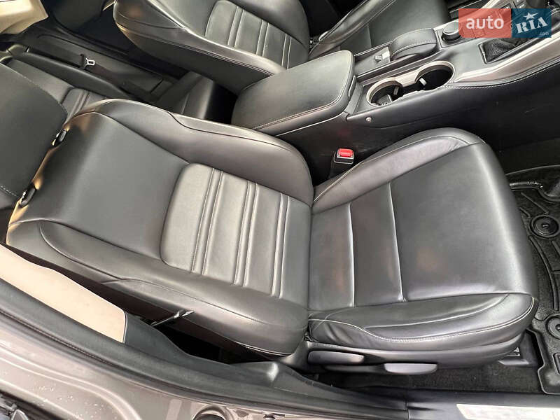 Позашляховик / Кросовер Lexus NX 2015 в Києві