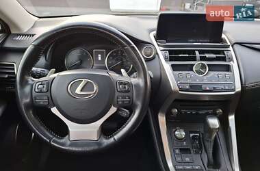 Внедорожник / Кроссовер Lexus NX 2020 в 