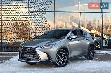 Позашляховик / Кросовер Lexus NX 2022 в Києві