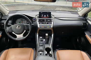 Внедорожник / Кроссовер Lexus NX 2015 в 